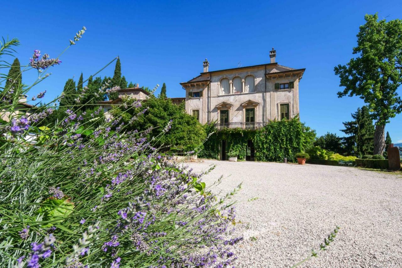 Villa Betteloni Valpolicella Suites Сан-Пьетро-ин-Карьяно Экстерьер фото